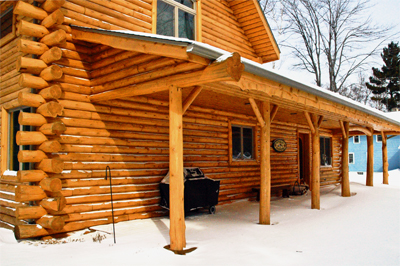 Log Homes and Cabins - DeWyse Construction, Inc is an Authorized Distributor and Installer for Bigger Log Products.